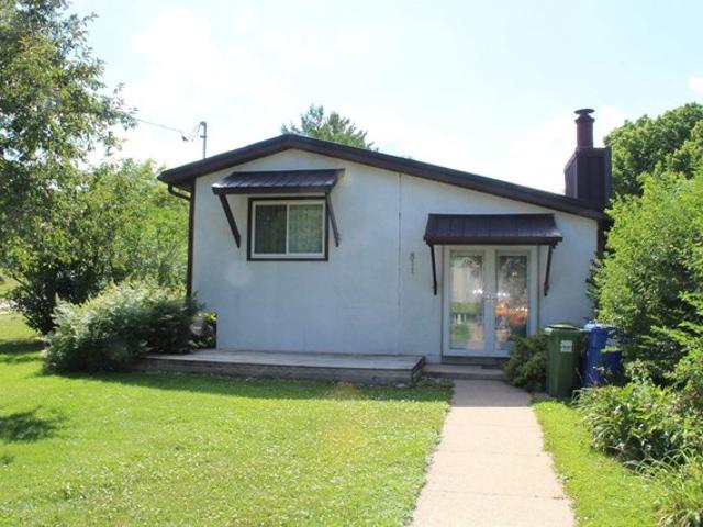 House for sale in Charles City, Iowa