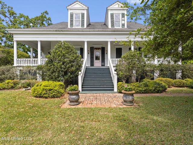 House for sale in Pass Christian, Mississippi
