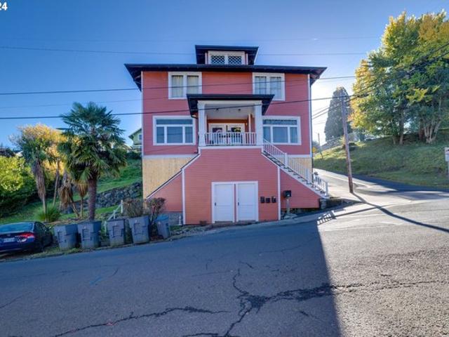 House for sale in Oregonia