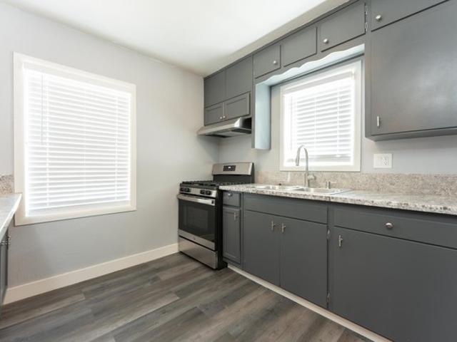 House for sale in Orange Cove, California