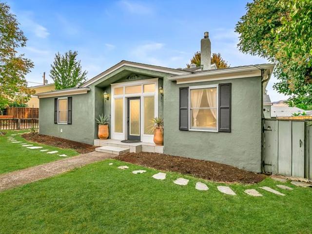 House for sale in Oregonia