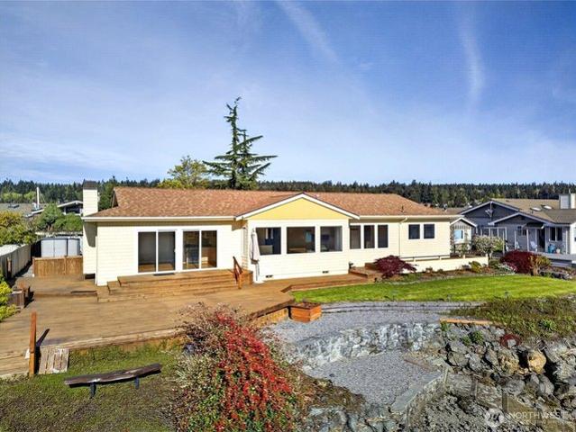 House for sale in La Conner, Washington
