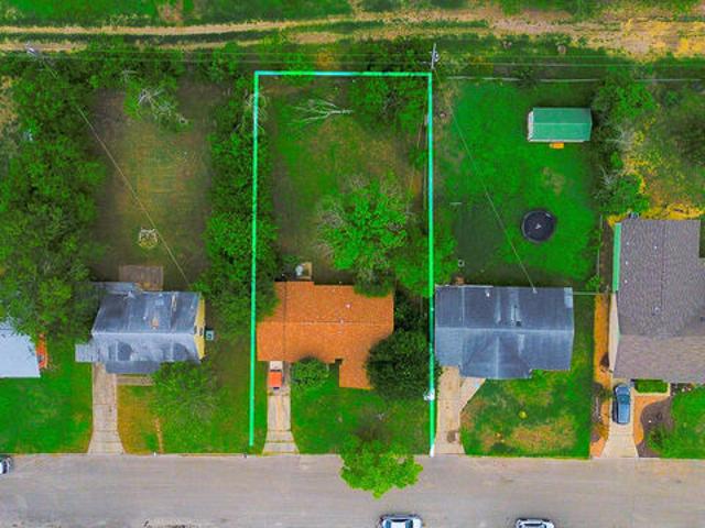 House for sale in Universal City, Texas