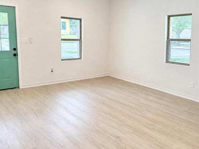 House for sale in Denison, Grayson County