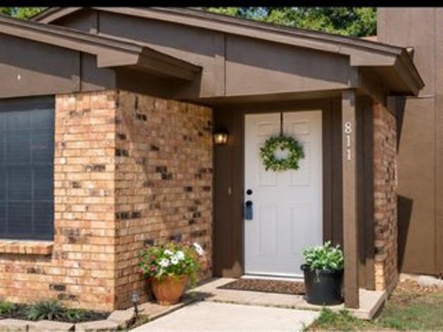 House for sale in Kennedale, Texas