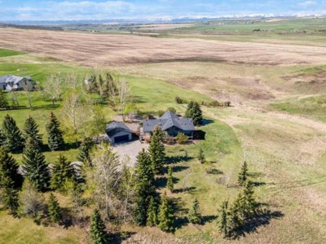 House for sale in Alberta