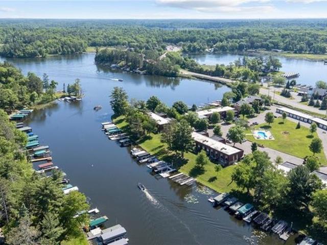 Townhouse for sale in Nisswa, Minnesota