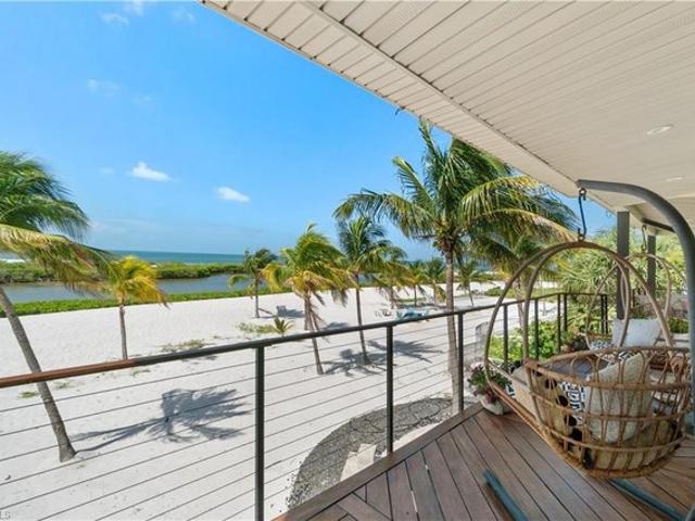 House for sale in Fort Myers Beach, Lee County