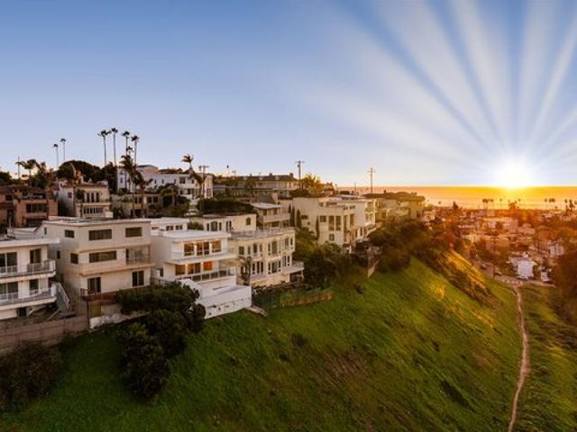 House for sale in Canoga Park, California