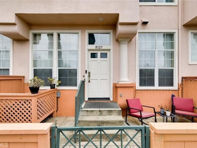 Townhouse for sale in Anaheim, California