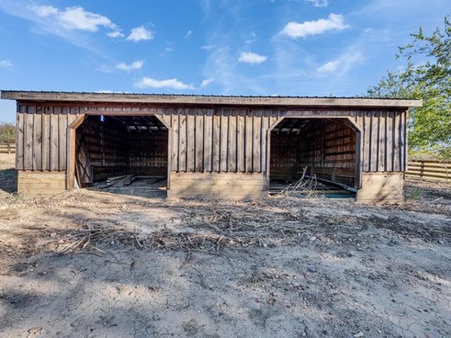 House for sale in Hubbard, Texas
