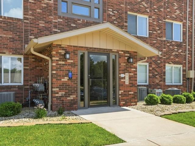 Condo for sale in Cedar Lake, Indiana