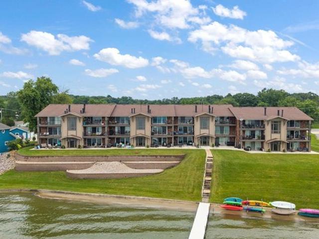 Condo for sale in Cedar Lake, Indiana