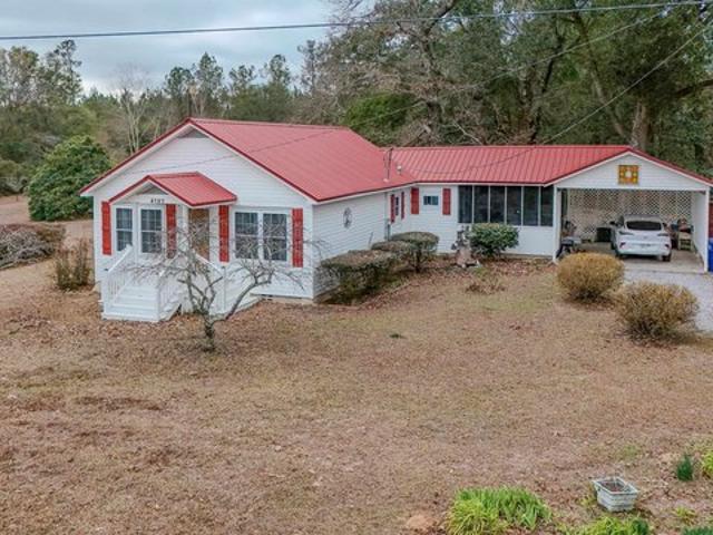 House for sale in Florala, Alabama