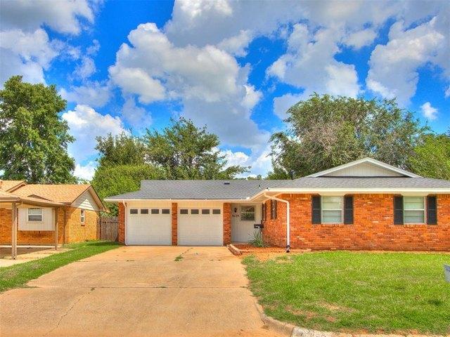 House for sale in Bethany, Oklahoma County