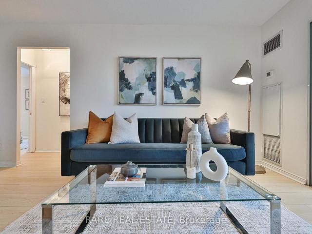 Condo for sale in Fairview, Mississauga
