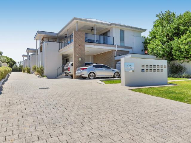 Apartment for sale in Spearwood, Western Australia