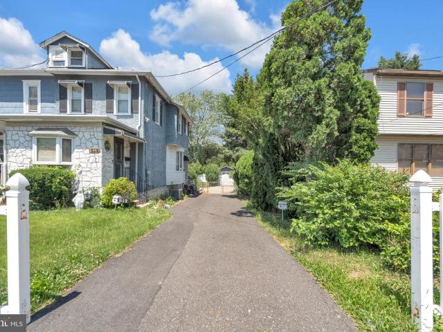 Townhouse for sale in Pennsauken, New Jersey