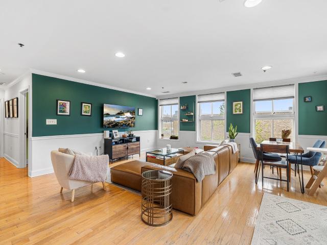Condo for sale in Hudson, New Jersey