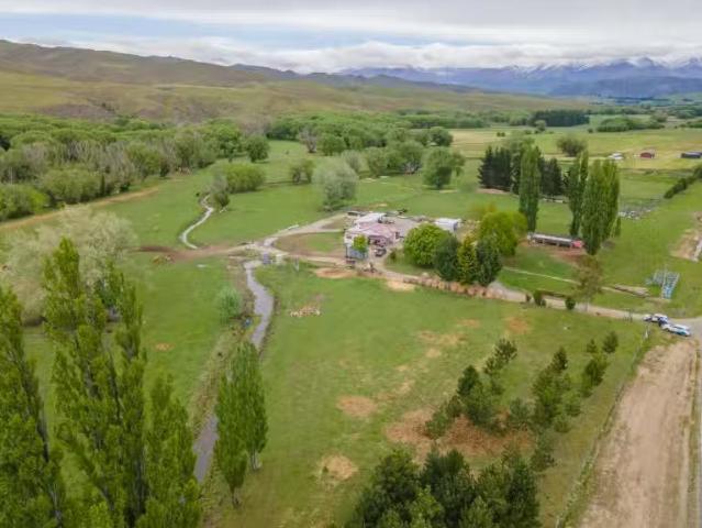 House for sale in Otakou
