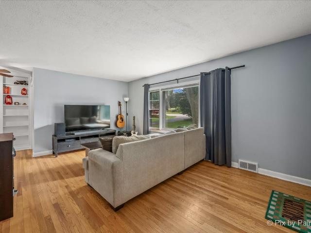 House for sale in Lisle, Illinois