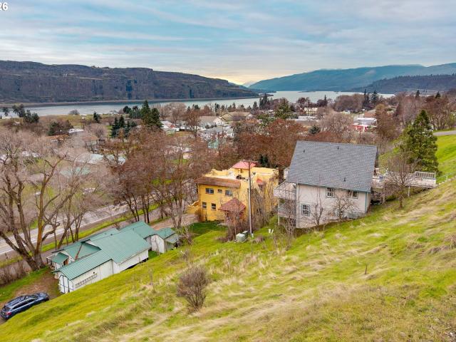 Land for sale in Lyle, Washington