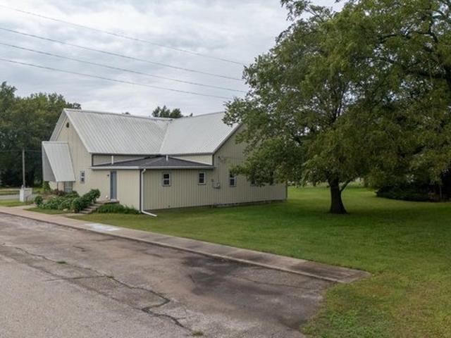 House for sale in Brock, Nemaha County
