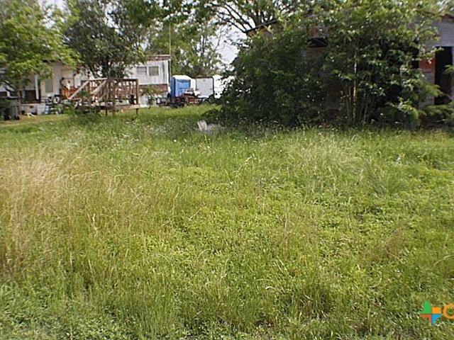 Land for sale in Waelder, Texas