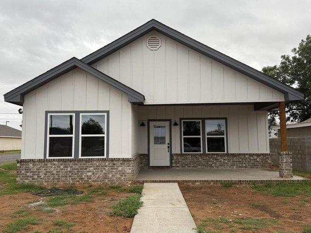 House for sale in Andrews, Andrews County