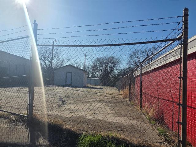 Commercial for sale in Chickasha, Oklahoma