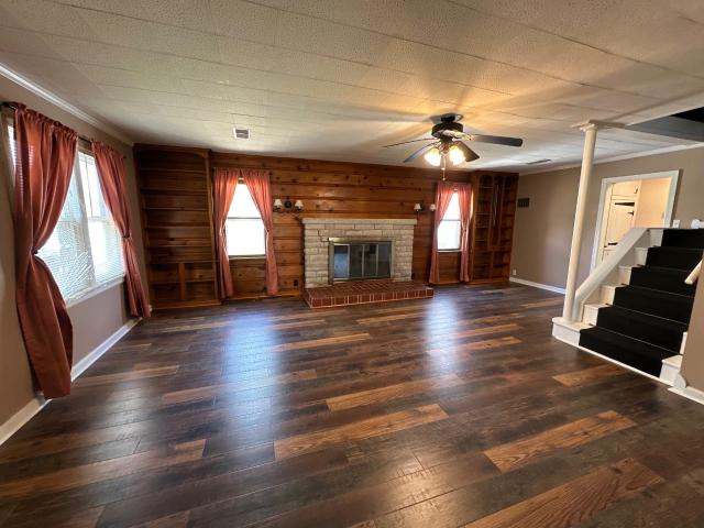House for sale in Selma, Indiana