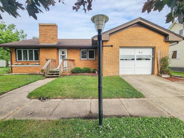House for sale in Manchester, Iowa