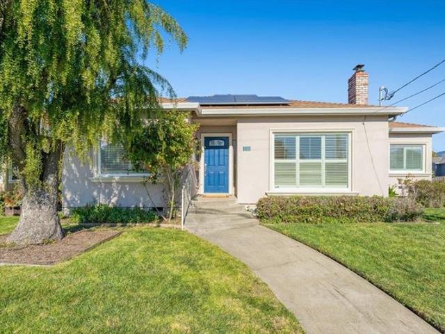 House for sale in Freedom, California