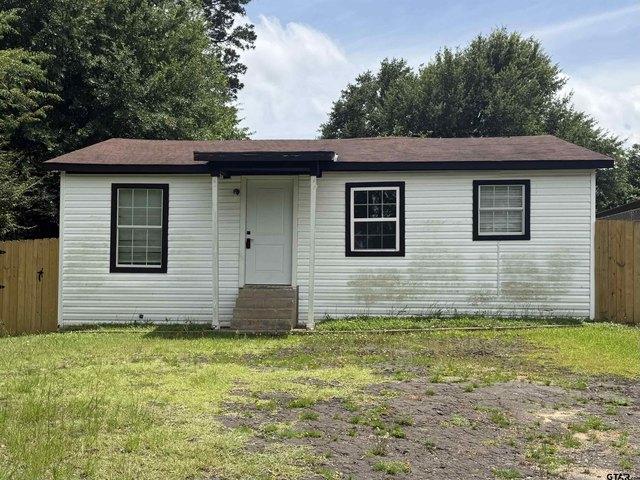 House for sale in Smith, Texas