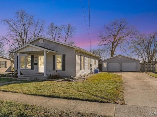 House for sale in Staunton, Illinois