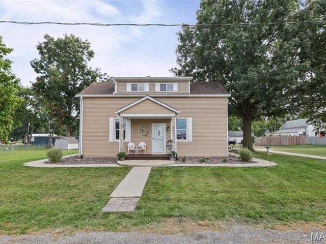 House for sale in Saint Libory, St. Libory