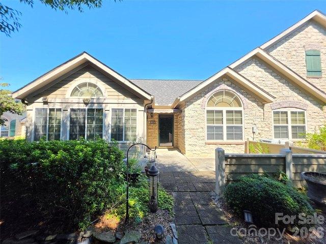 Townhouse for sale in Hickory, Catawba County