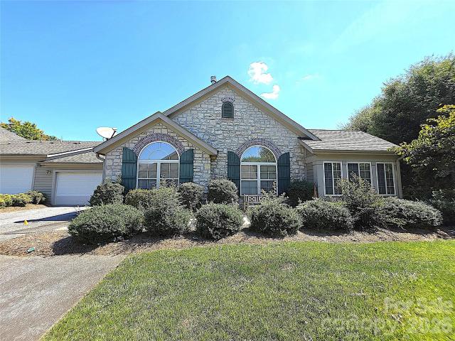 Townhouse for sale in Hickory, Catawba County
