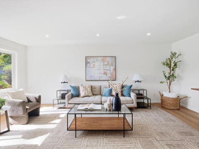 House for sale in Beacon Hills, Springdale