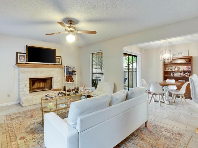 Duplex for sale in Austin