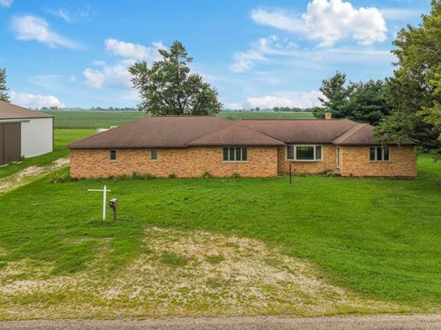 House for sale in Whiteside, Illinois