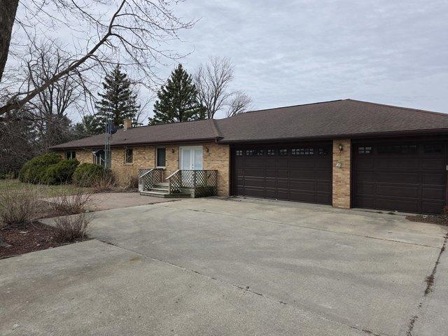 House for sale in Whiteside, Illinois