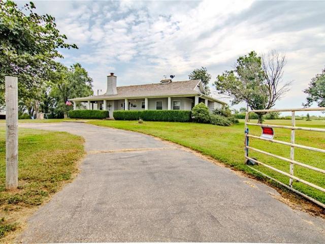 House for sale in Clinton, Missouri