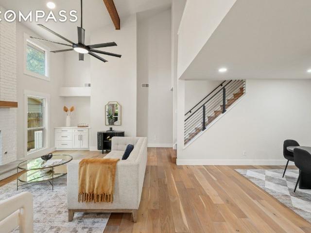 Townhouse for sale in Austin