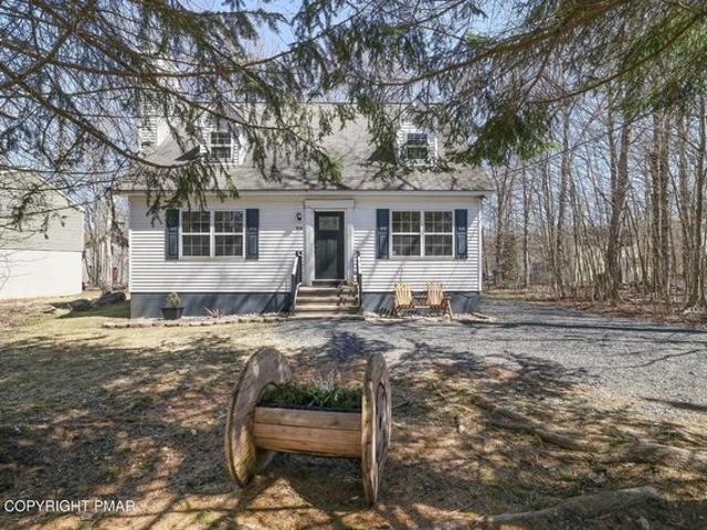 House for sale in Cresco, Pennsylvania