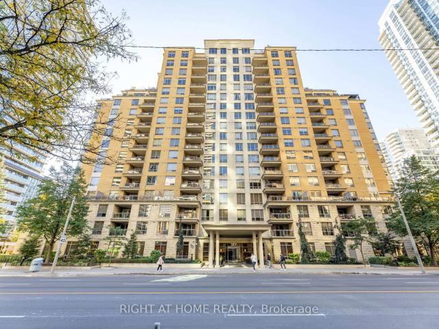 Condo for sale in Toronto, Golden Horseshoe