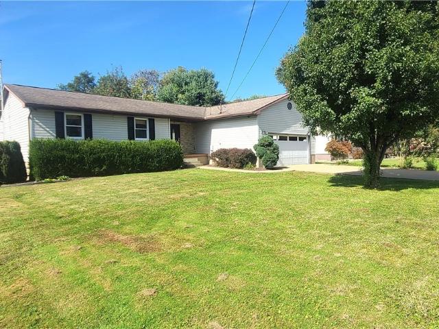 House for sale in Belpre, Washington County