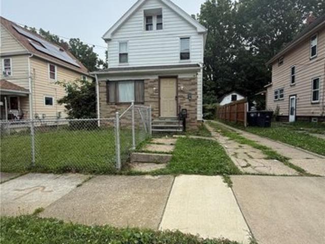 House for sale in Summit, Ohio