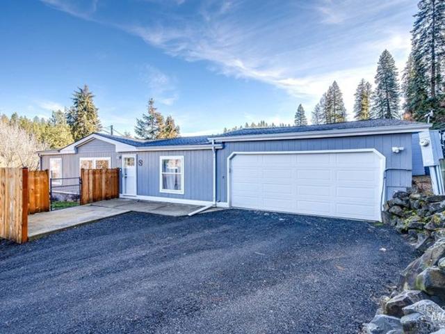 House for sale in Troy, Idaho