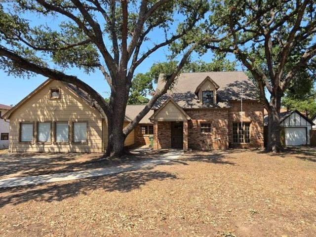 House for sale in Bedford, Texas